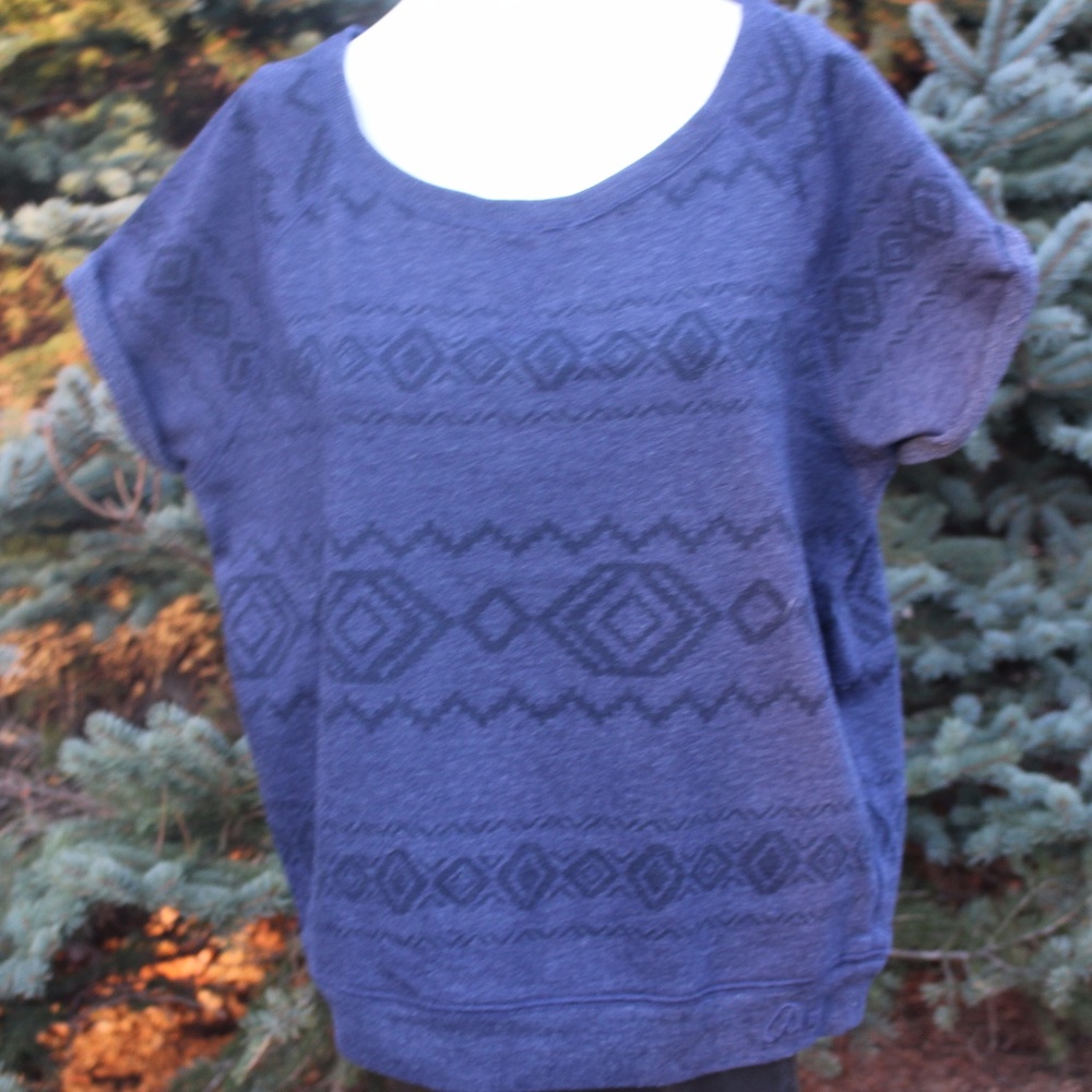 Aeropostale sweatshirt aztec tribal short sleeve